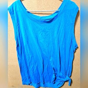 Fablitics 2X sleeveless top with tie at waist